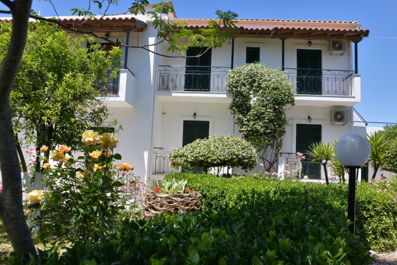 Kostas' Garden Apartment Roda  Exterior photo