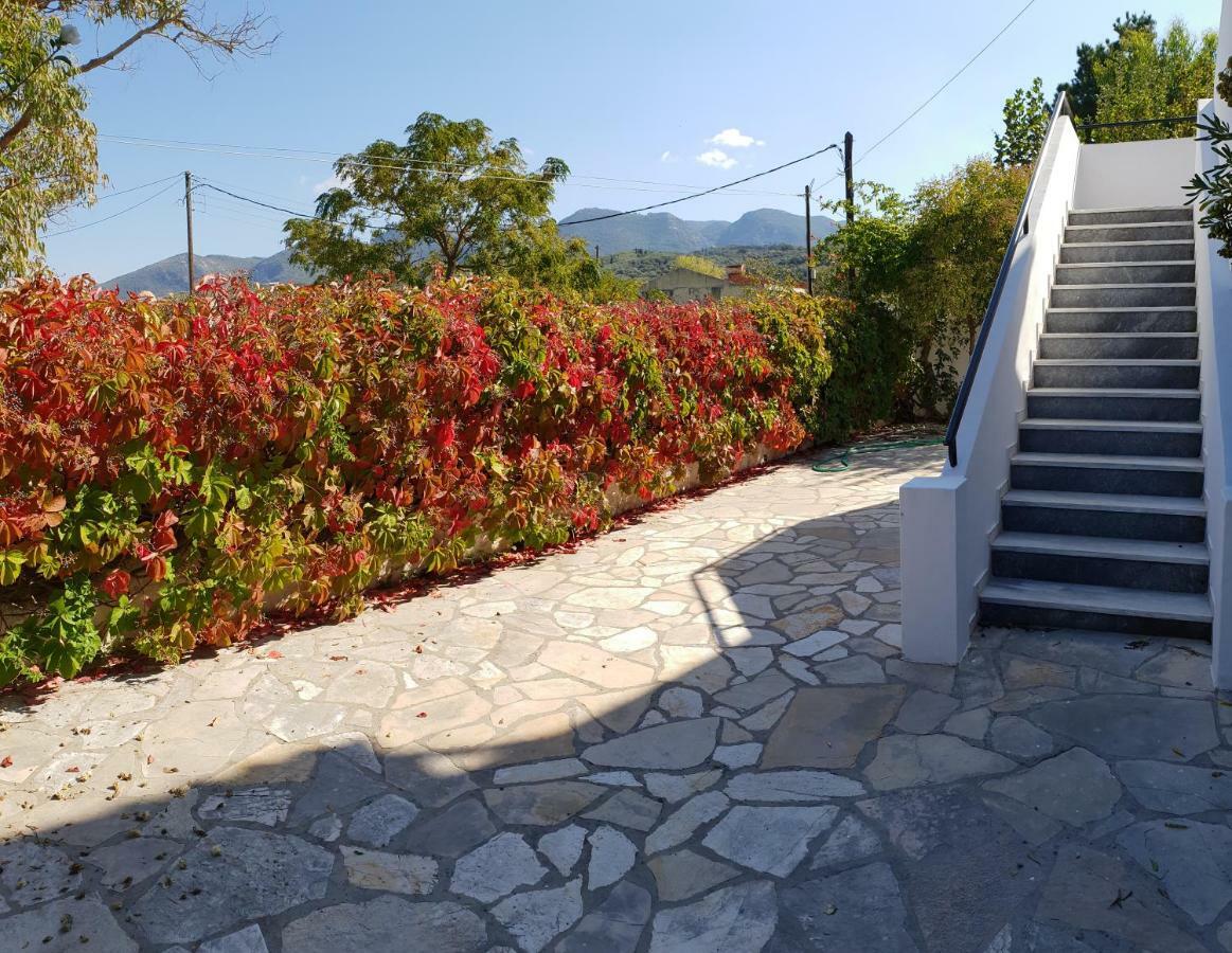 Kostas' Garden Apartment Roda  Exterior photo