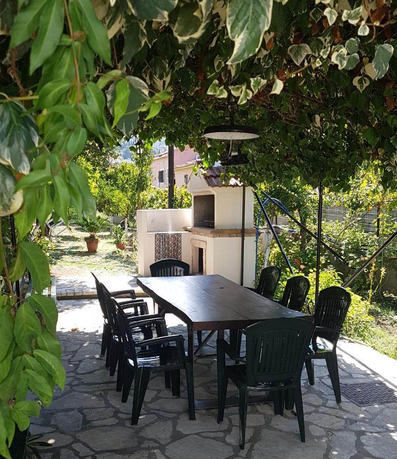 Kostas' Garden Apartment Roda  Exterior photo